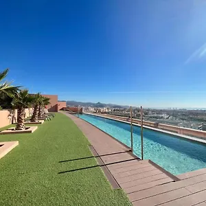  Apartamento Sky Garden & Seasonal Pool Views By Ele